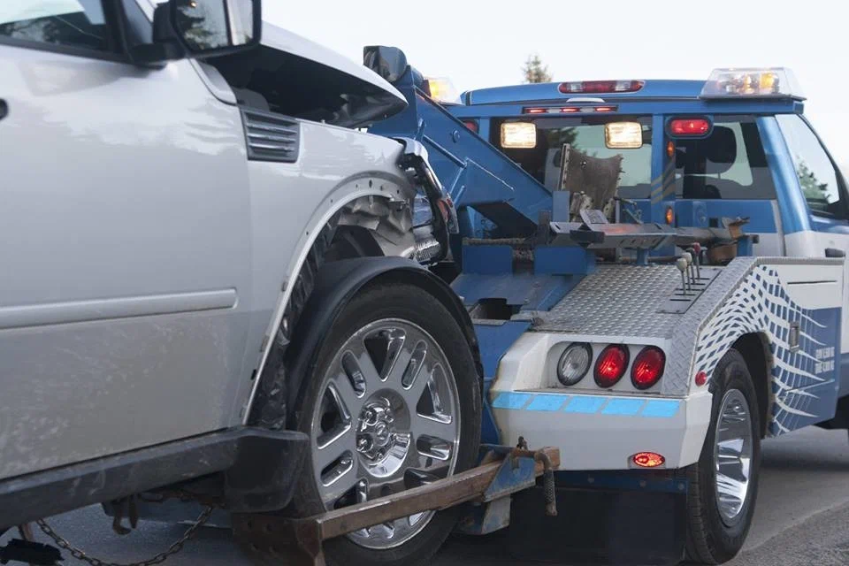 Safety Features in Modern Tow Trucks